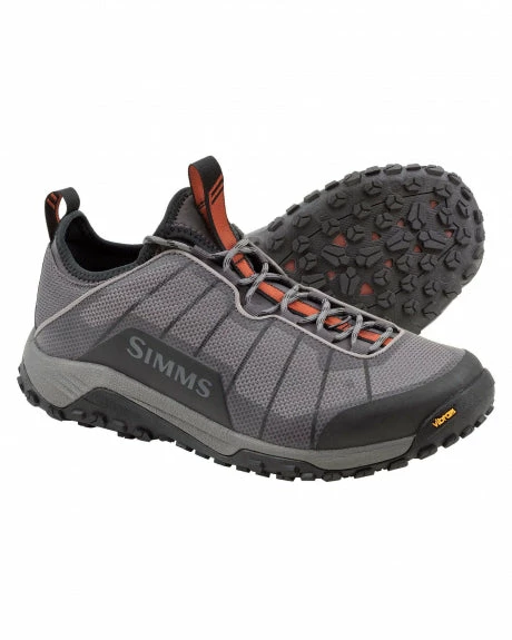 Wading Gear Simms Flyweight Wet Wading Shoe - Vibram 1 Wading Gear Simms Flyweight Wet Wading Shoe - Vibram