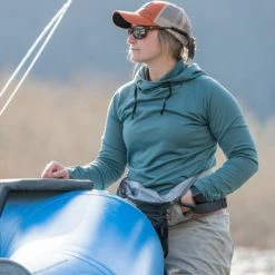 Simms Women's Heavyweight Baselayer Hoody Clothing