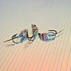 Hareline Kiley's Pearl Body Wrap Fly Tying